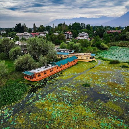 Готель Kings Houseboats Срінагар Екстер'єр фото